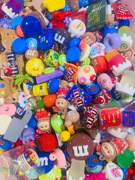 ビーズ掘り掘り〜エムアンドエムズ(M&M‘s)